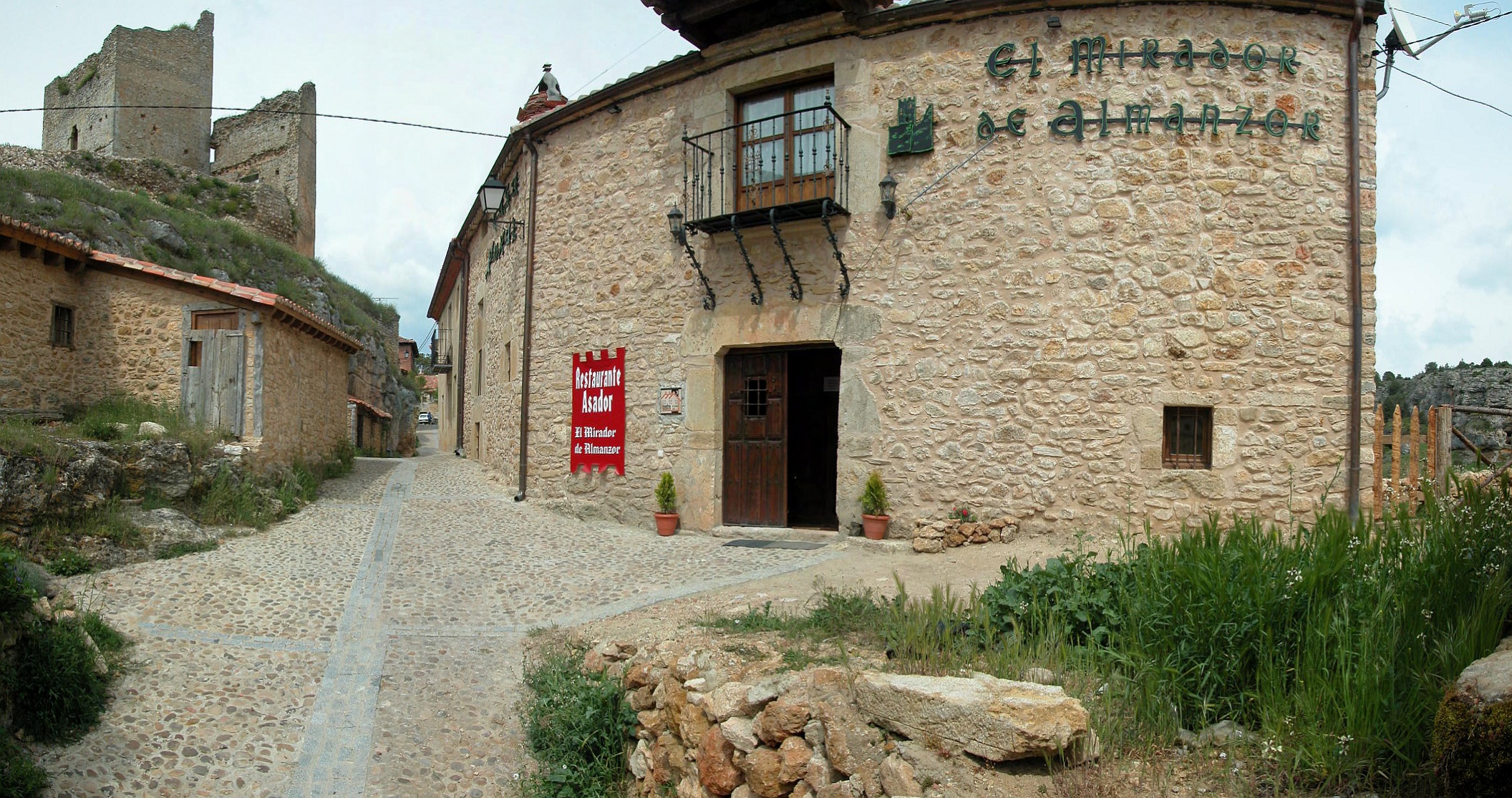 El Mirador de Almanzor. El mirador de Almanzor. alojamientos rurales en Soria. Tursoria
