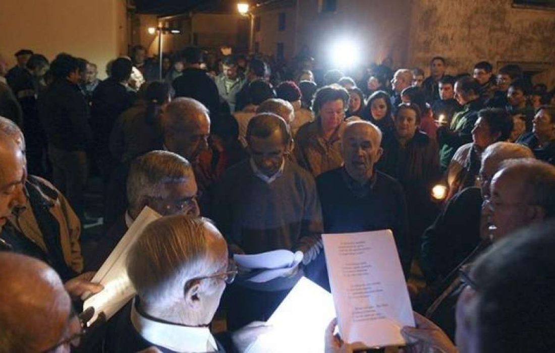 Tursoria los canticos de las animas
