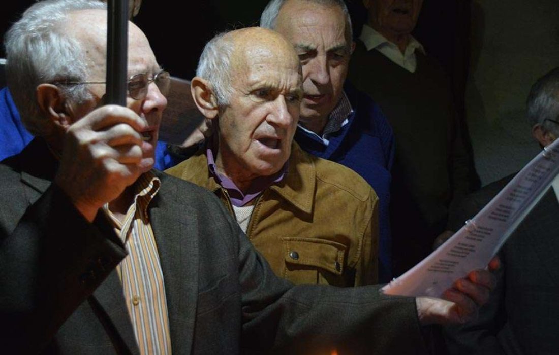 Tursoria los canticos de las animas