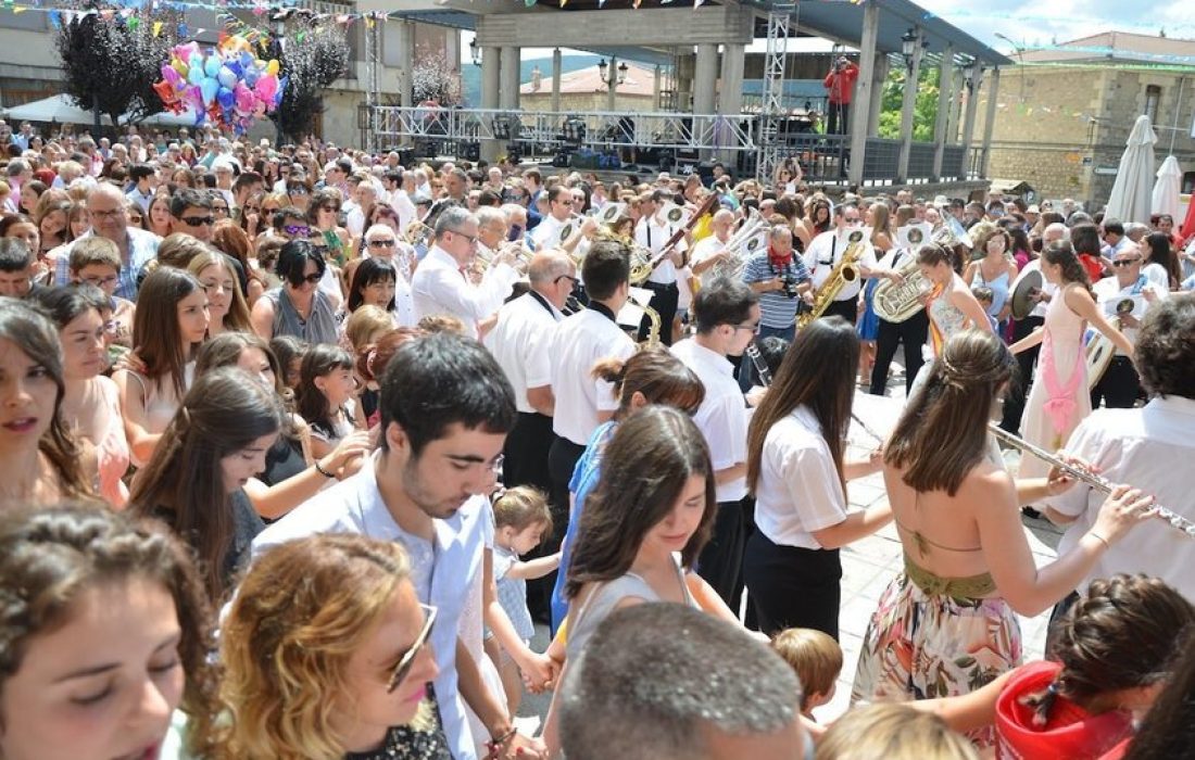 Tursoria fiestas en honor a San Lorenzo en Covaleda