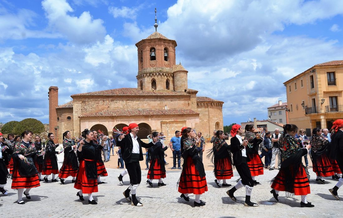 tursoria fiestas de san pascual bailón o el zarrón