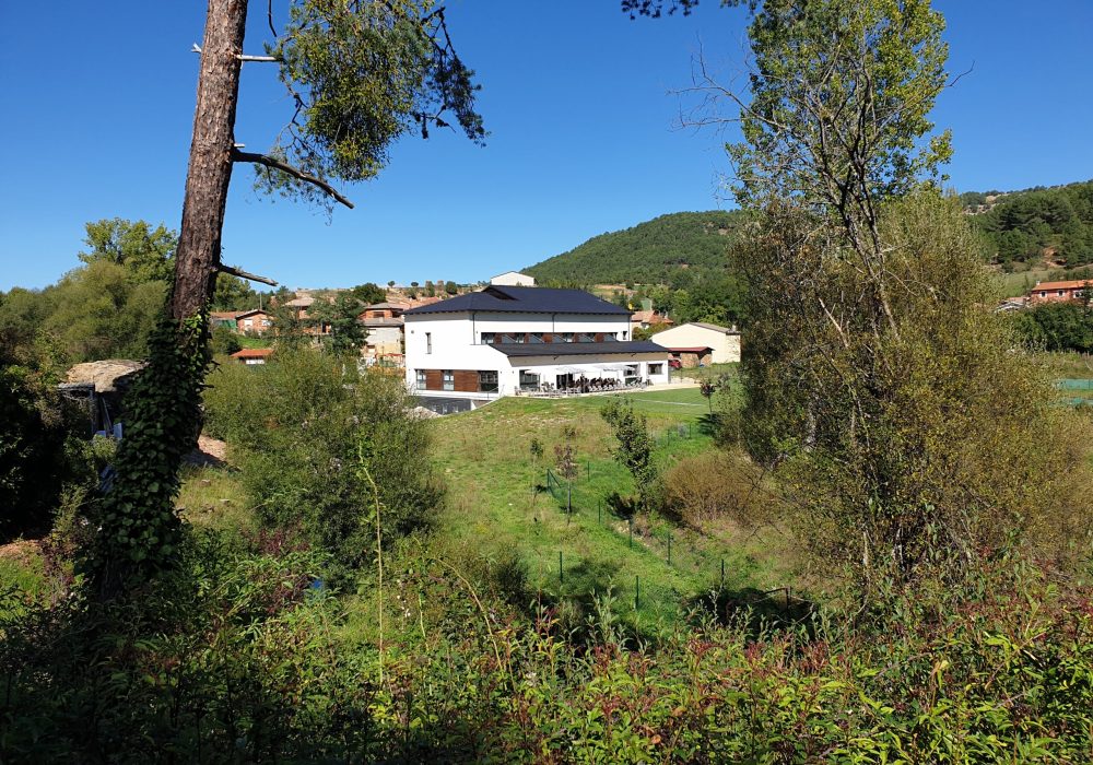 IMAGEN EXTERIOR HOTEL DESDE LA CARRETERAIMAGEN EXTERIOR NOCTURNA HOTEL cielo de muriel. Tursoria