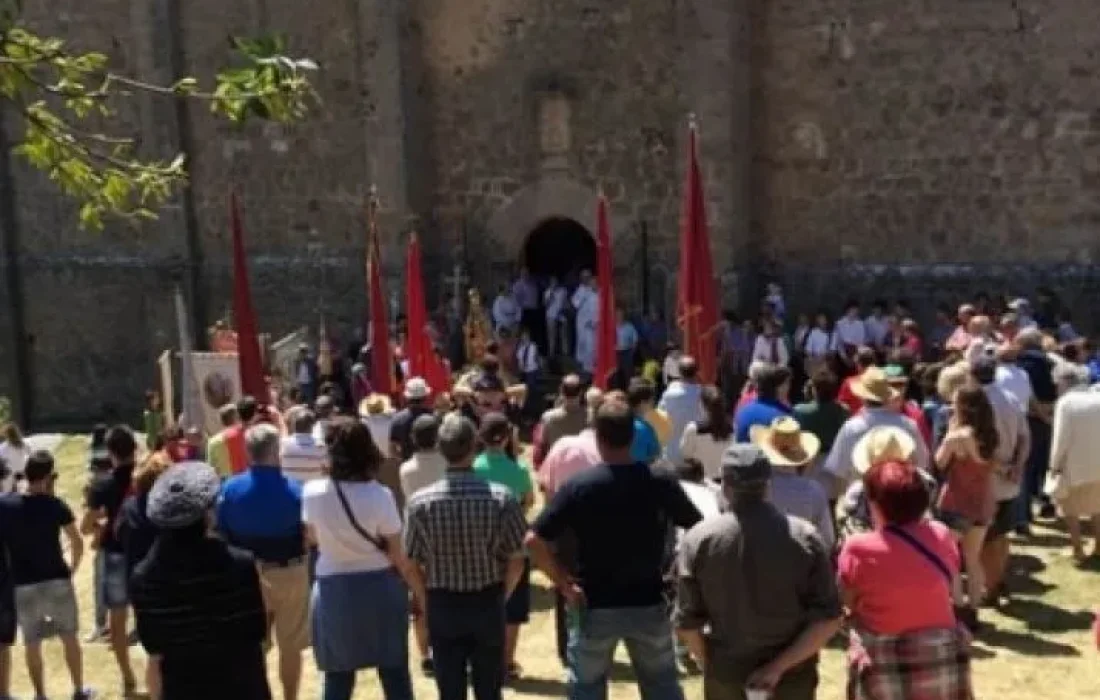Tursoria La virgen del Castillo en el Royo