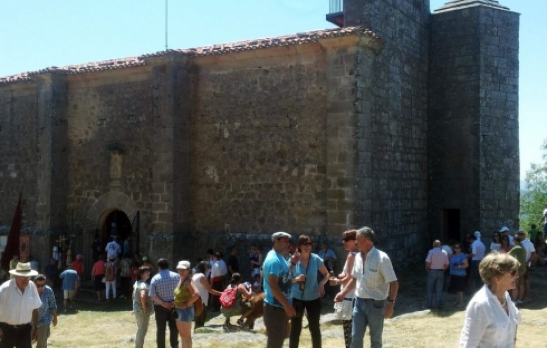 Tursoria La virgen del Castillo en el Royo