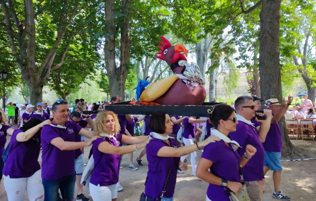 Tursoria. comida popular del pollo en Ágreda