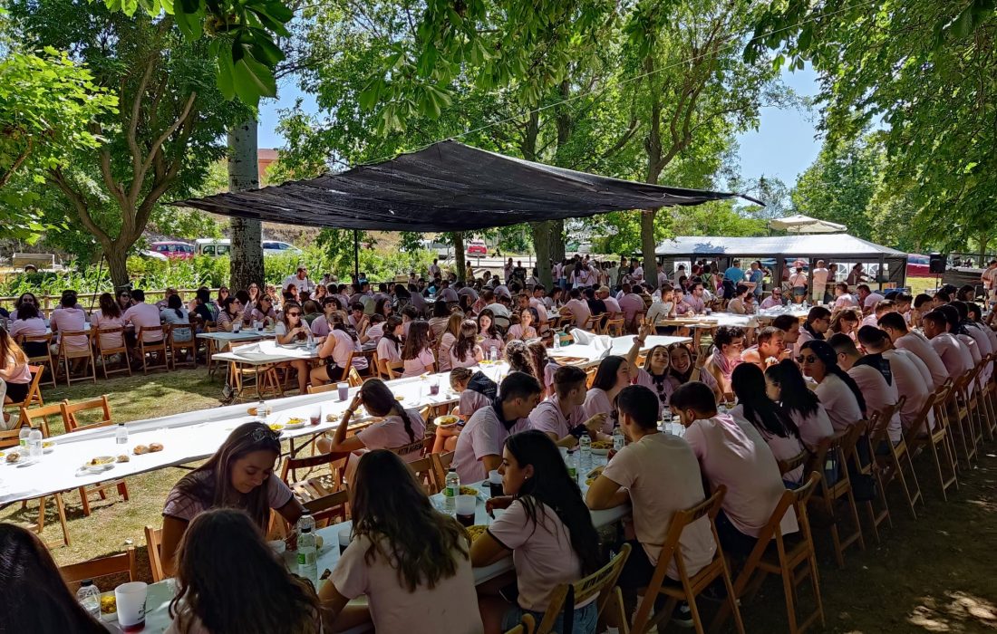 Tursoria. comida popular del pollo en Ágreda