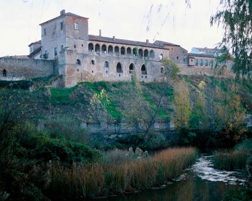 Palacio-de-los-Hurtado-de-Mendoza-almazan-2