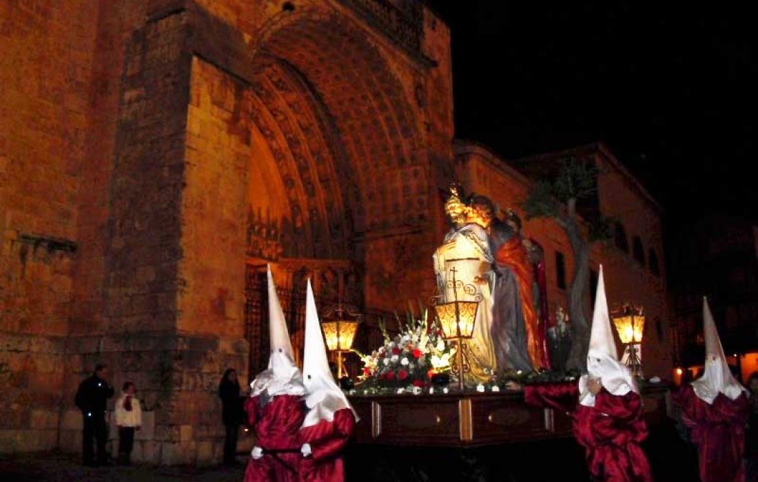 Tursoria semana santa en el burgo de osma