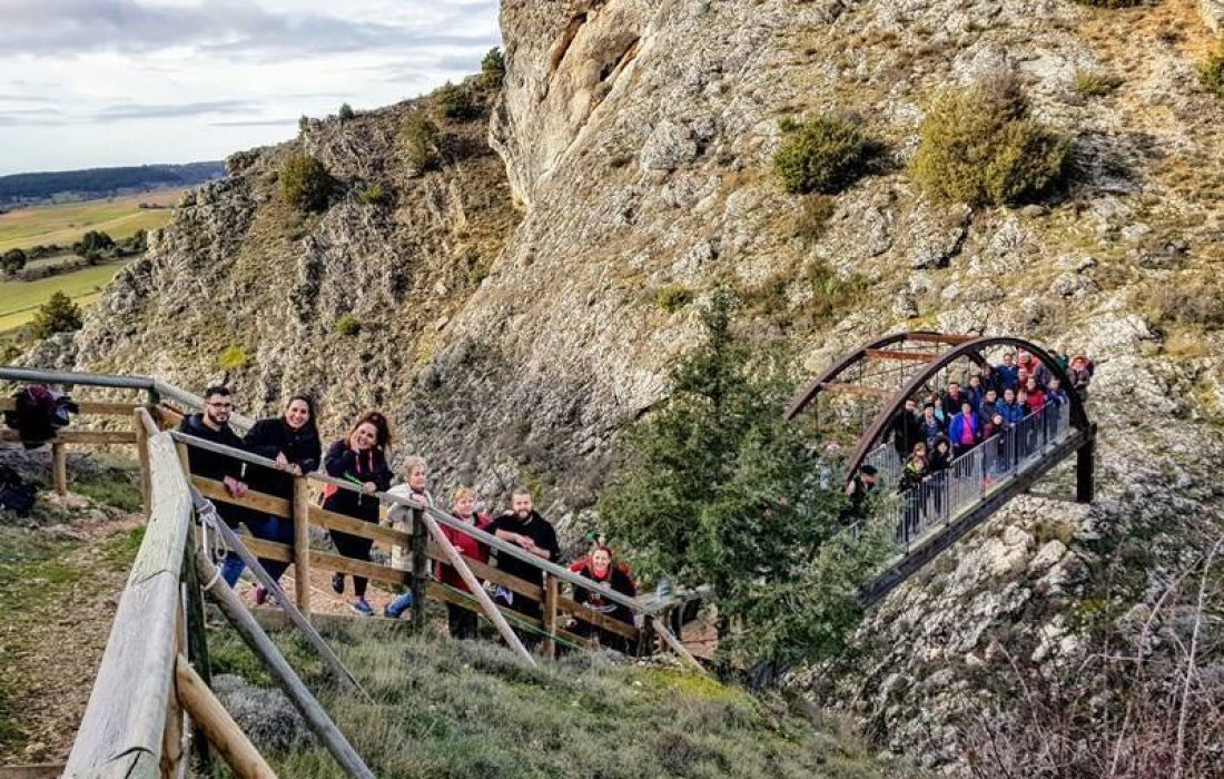 Subida del belen al Pico Navas desde Espeja de San Marcelino. tursoria