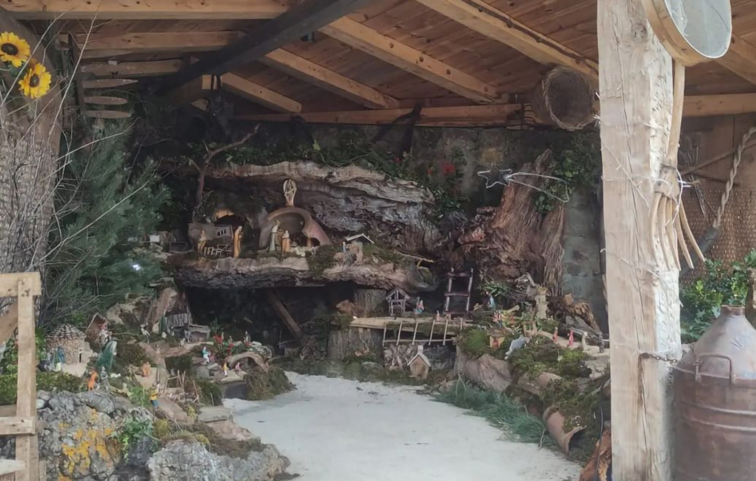 Belen en gallinero. Tursoria