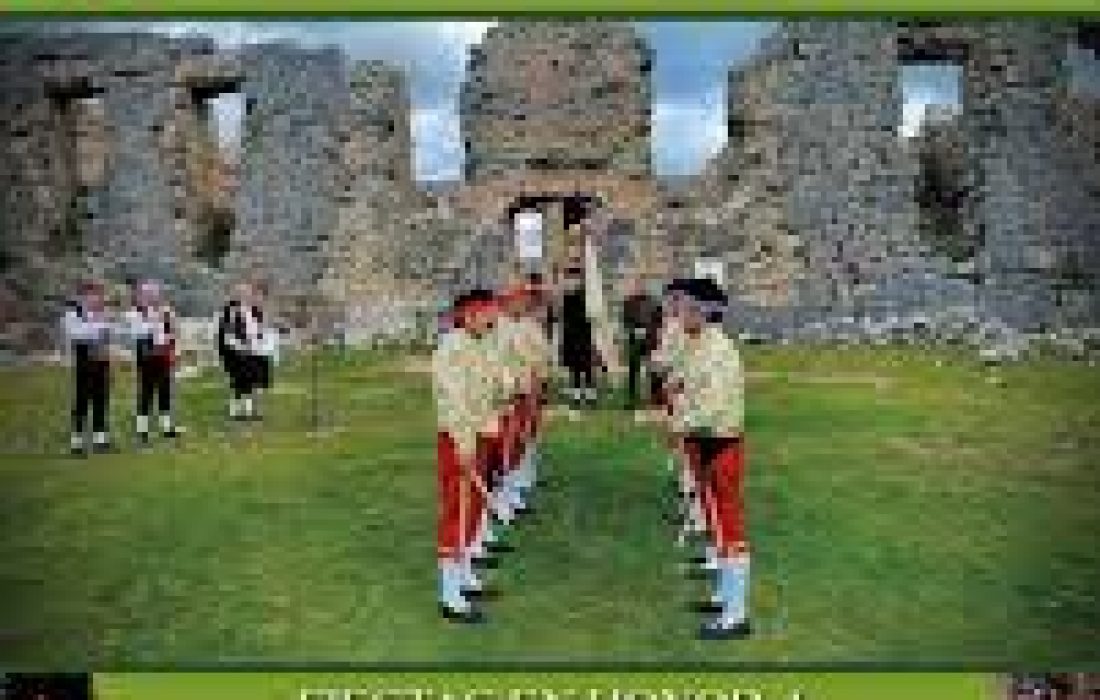 Fiestas en honor a la vírgen de las Candelas y San Blas" en San Leonardo de Yagüe. Tursoria