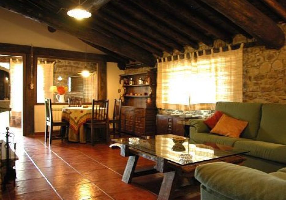 Tursoria casa rural la laguna negra