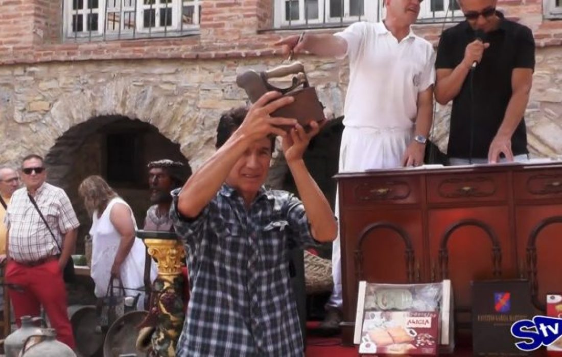 Tursoria mercado tradicional en Yanguas