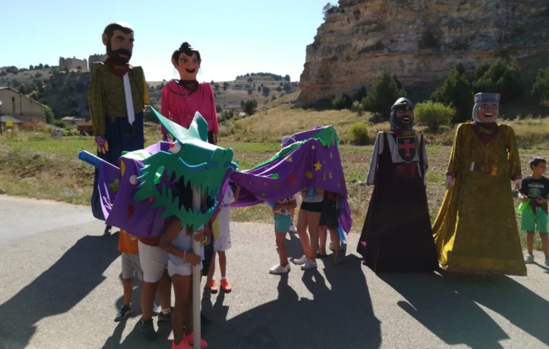 Tursoria fiestas en honor a Santo Domingo en Castillejo de Robledo